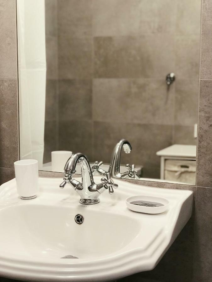 Family Hel Apartment ภายนอก รูปภาพ
